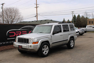 Used 2007 Jeep Commander Sport image 1