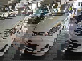 Used 2013 Hyundai Accent GS image 1