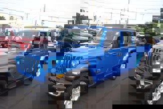 Used 2021 Jeep Gladiator Sport image 1