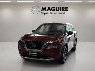 Used 2021 Nissan Rogue Platinum image 1