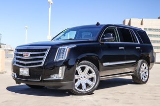 Used 2018 Cadillac Escalade Premium Luxury image 1