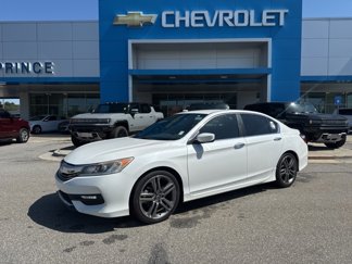 Used 2017 Honda Accord Sport image 1
