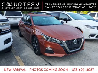 Used 2020 Nissan Altima 2.5 SR w/ Premium Package image 1