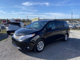 Used 2017 Toyota Sienna image 1