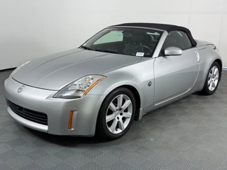 Used 2004 Nissan 350Z Touring image 1