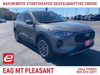 New 2025 Ford Escape SE image 1