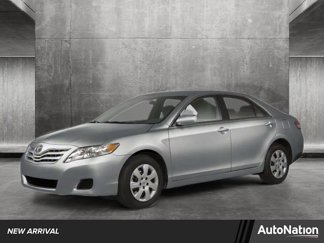 Used 2011 Toyota Camry LE image 1