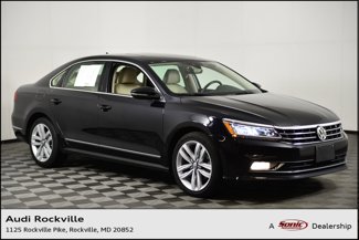 Used 2017 Volkswagen Passat 3.6 SEL Premium image 1