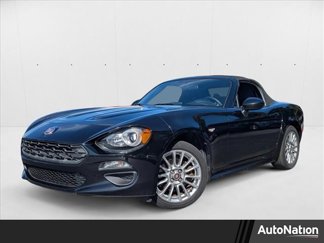 Used 2017 FIAT 124 Spider Classica video 1