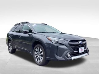 Used 2023 Subaru Outback Limited image 1