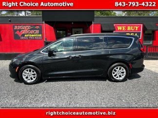 Used 2020 Chrysler Voyager Lxi image 1