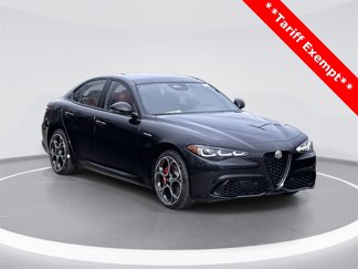 New 2025 Alfa Romeo Giulia AWD image 1