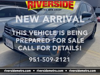 Used 2021 Volkswagen Tiguan SE image 1