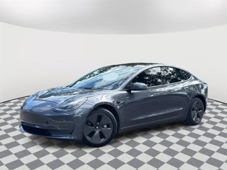 Used 2023 Tesla Model 3 Standard Range image 1