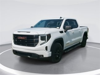Used 2023 GMC Sierra 1500 Elevation image 1
