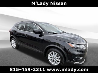 Used 2022 Nissan Rogue Sport SV image 1