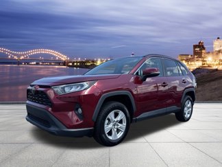 Used 2021 Toyota RAV4 XLE image 1
