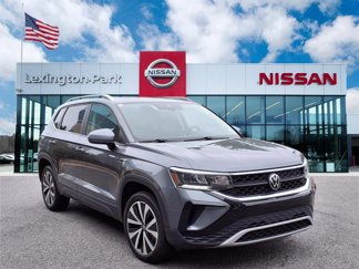 Used 2022 Volkswagen Taos SE image 1
