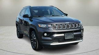 Used 2023 Jeep Compass Limited image 1
