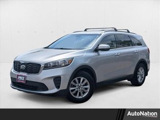 Used 2019 Kia Sorento LX w/ LX Convenience Package image 1