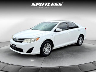 Used 2014 Toyota Camry XLE image 1