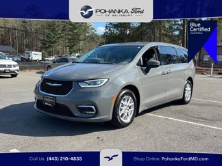 Used 2023 Chrysler Pacifica Touring-L image 1