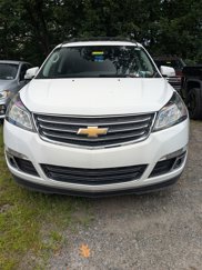 Used 2017 Chevrolet Traverse LT image 1