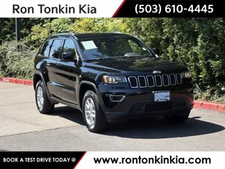 Used 2020 Jeep Grand Cherokee Laredo image 1