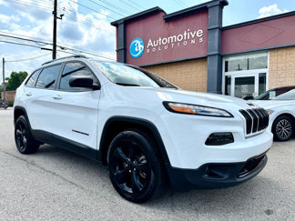 Used 2018 Jeep Cherokee Latitude w/ Altitude Package image 1