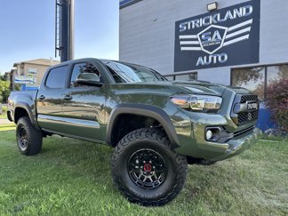 Used 2022 Toyota Tacoma TRD Off-Road image 1