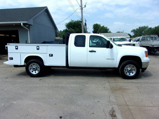 Used 2011 GMC Sierra 3500 W/T w/ Snow Plow Prep Package image 1