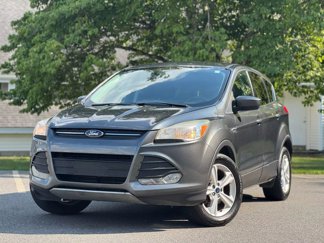 Used 2016 Ford Escape SE image 1