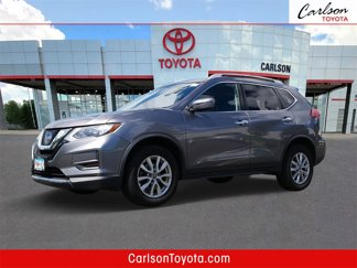 Used 2017 Nissan Rogue SV image 1