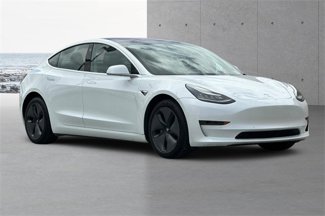 Used 2018 Tesla Model 3 Long Range image 1