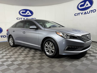 Used 2015 Hyundai Sonata SE w/ Option Group 09 image 1