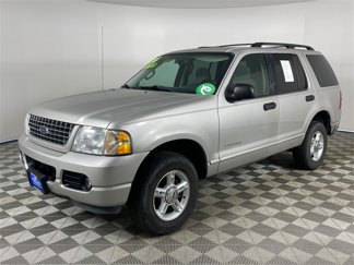 Used 2004 Ford Explorer XLT image 1