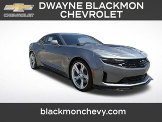 Used 2022 Chevrolet Camaro LT image 1