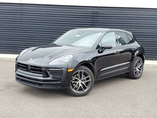 Used 2024 Porsche Macan image 1