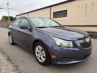 Used 2013 Chevrolet Cruze LS image 1