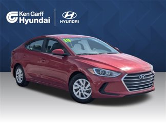 Used 2018 Hyundai Elantra SE w/ Cargo Package image 1
