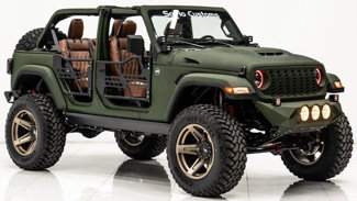 Used 2025 Jeep Wrangler Unlimited Sport image 1