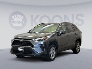 Used 2022 Toyota RAV4 XLE image 1