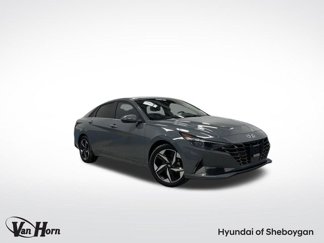 Used 2021 Hyundai Elantra SEL w/ Convenience + Premium Package image 1