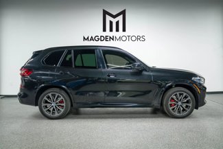 Used 2022 BMW X5 M50i w/ Executive Package image 1