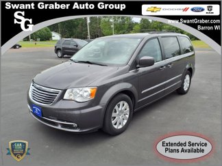 Used 2016 Chrysler Town & Country Touring image 1