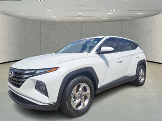 Used 2022 Hyundai Tucson SE image 1