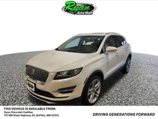 Used 2019 Lincoln MKC Reserve w/ MKC Climate Package image 1