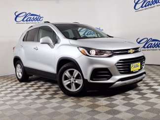 Used 2019 Chevrolet Trax LT w/ LT Convenience Package image 1