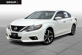 Used 2017 Nissan Altima 2.5 SR image 1