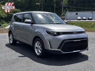 Used 2023 Kia Soul LX w/ LX Technology Package image 1